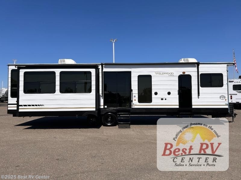 Contact us now about this 2026 Forest River Wildwood Lodge 40RLB! 2026 Wildwood Lodge 40RLB by Forest River from Best RV Center in Turlock, California