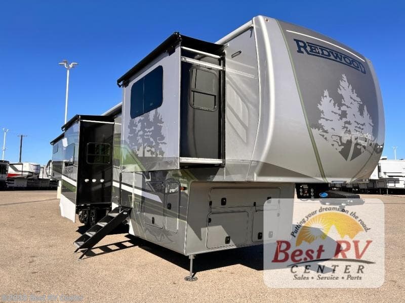 Email now about this 2026 Redwood RV Redwood 420FL! New 2026 Redwood RV Redwood 420FL available in Turlock, California