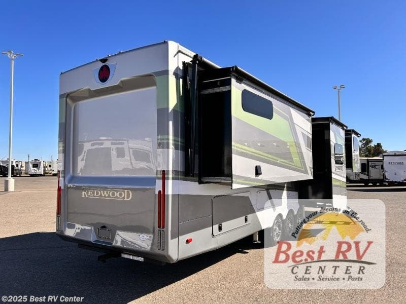 New 2026 Redwood RV Redwood 420FL available in Turlock, California