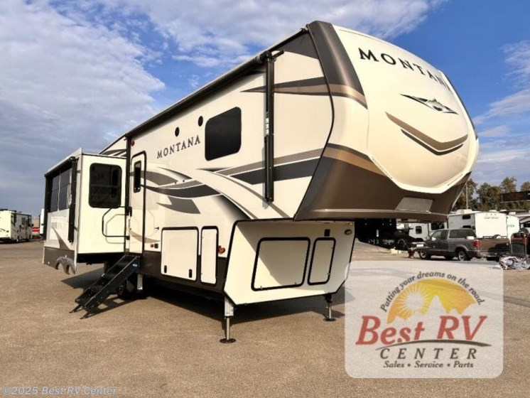 Email now about this 2020 Keystone Montana Legacy Edition 3120RL! Used 2020 Keystone Montana Legacy Edition 3120RL available in Turlock, California