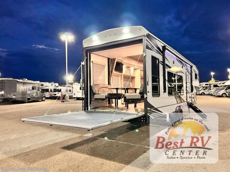 Used 2023 Eclipse Attitude Wide Lite 3322SAG available in Turlock, California