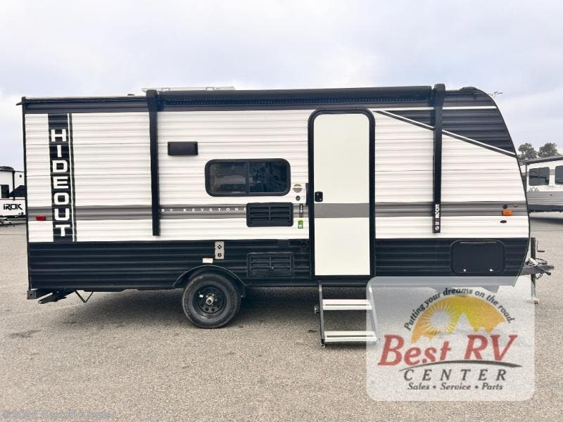 Contact us now about this 2022 Keystone Hideout Single Axle 175BH! 2022 Hideout Single Axle 175BH by Keystone from Best RV Center in Turlock, California