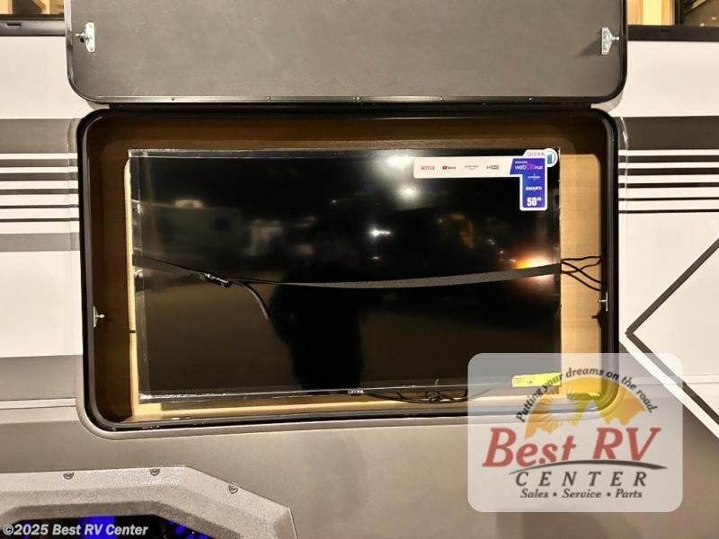 New 2026 Keystone Fuzion 373 available in Turlock, California