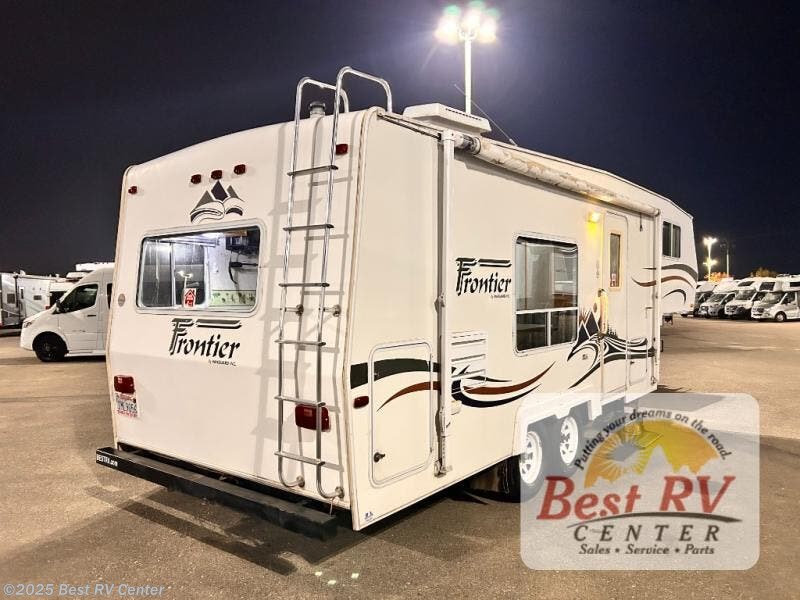 Contact us now about this 2006 Vanguard Frontier 243SL! 2006 Frontier 243SL by Vanguard from Best RV Center in Turlock, California