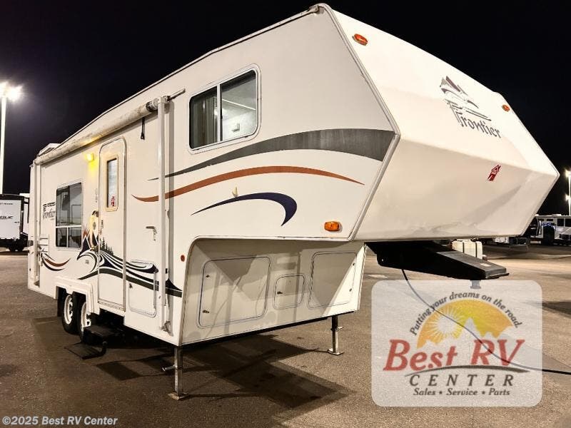 Email now about this 2006 Vanguard Frontier 243SL! Used 2006 Vanguard Frontier 243SL available in Turlock, California