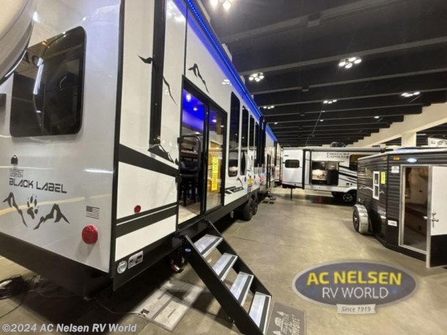 2024 Timberwolf 39ALBL by Forest River from AC Nelsen RV World in Shakopee, Minnesota