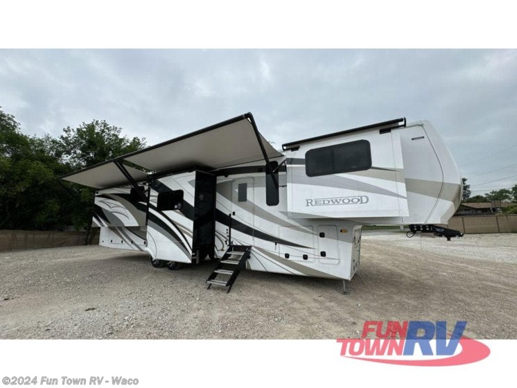 New 2024 Redwood RV Redwood 4200FL available in Hewitt, Texas