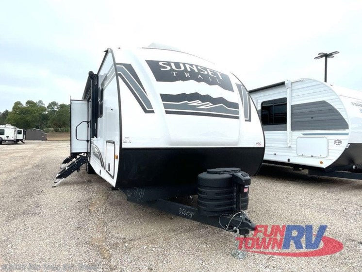 Email now about this 2025 CrossRoads Sunset Trail SS331BH! New 2025 CrossRoads Sunset Trail SS331BH available in Hewitt, Texas