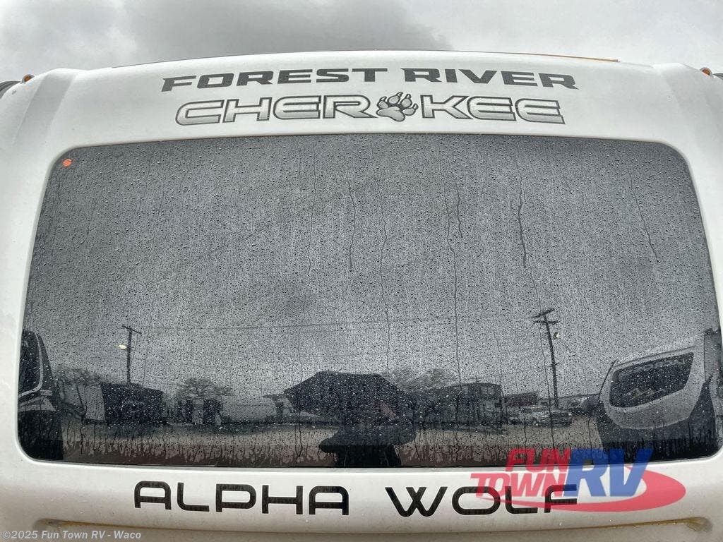 Contact us now about this 2025 Forest River Cherokee Alpha Wolf 33BH! 2025 Cherokee Alpha Wolf 33BH by Forest River from Fun Town RV - Waco in Hewitt, Texas