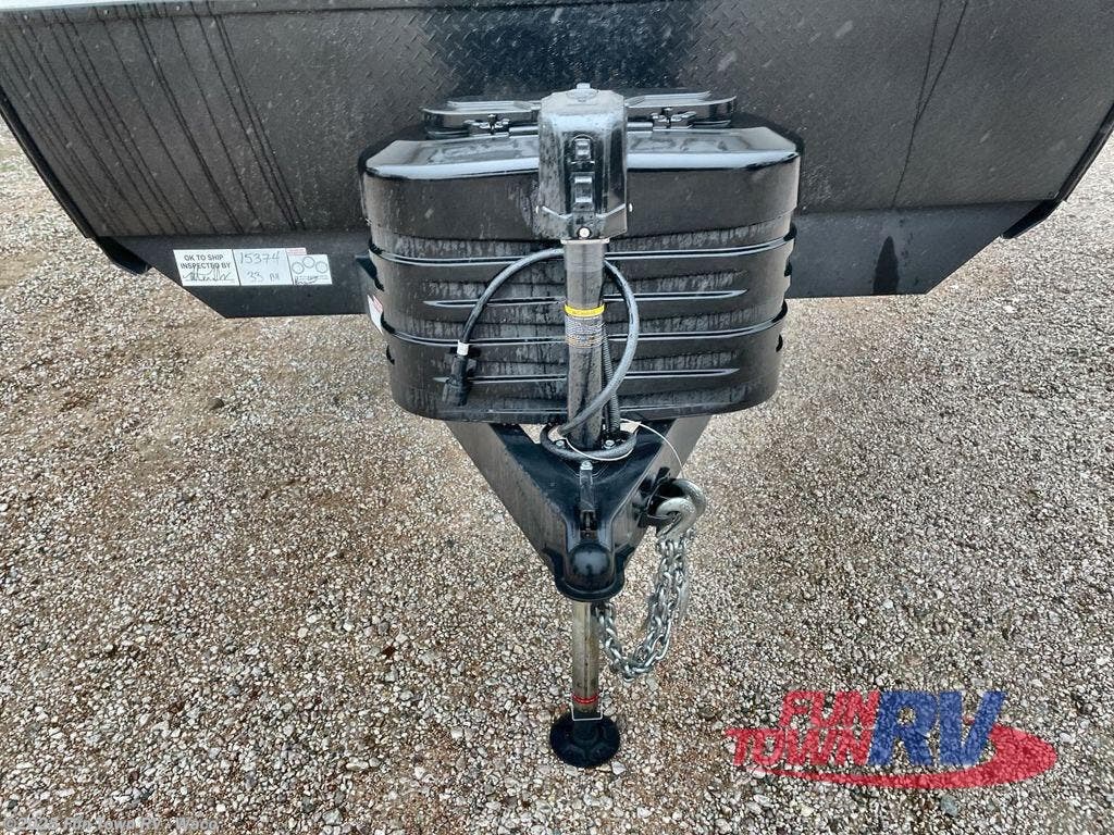 New 2025 Forest River Cherokee Alpha Wolf 33BH available in Hewitt, Texas