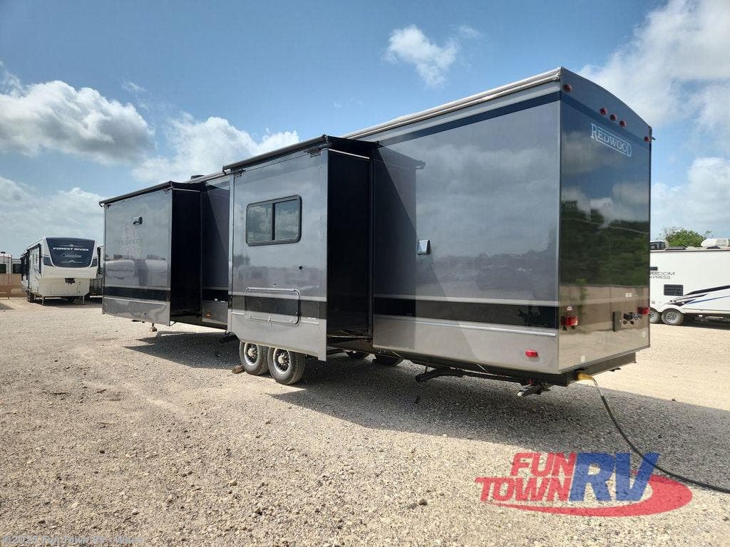 New 2025 Redwood RV Regency 3721FDB available in Hewitt, Texas