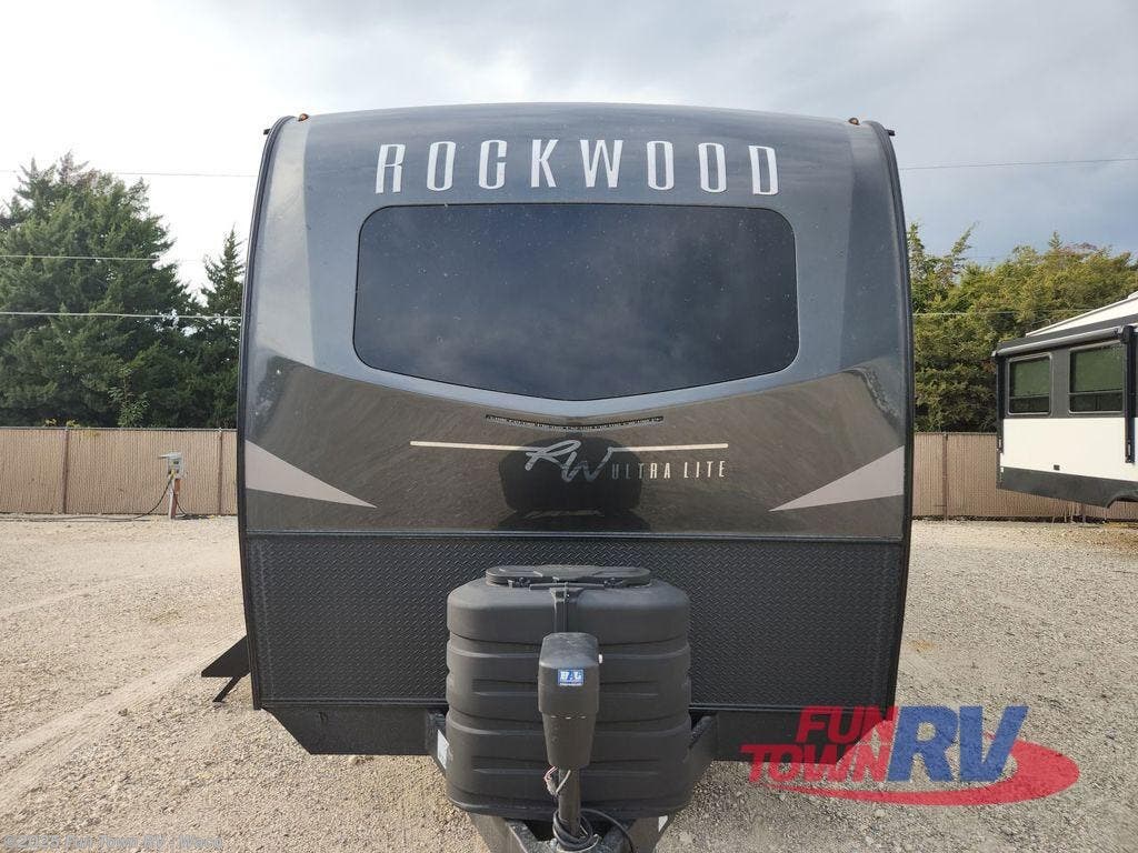 Contact us now about this 2025 Forest River Rockwood Ultra Lite 2918BH! 2025 Rockwood Ultra Lite 2918BH by Forest River from Fun Town RV - Waco in Hewitt, Texas