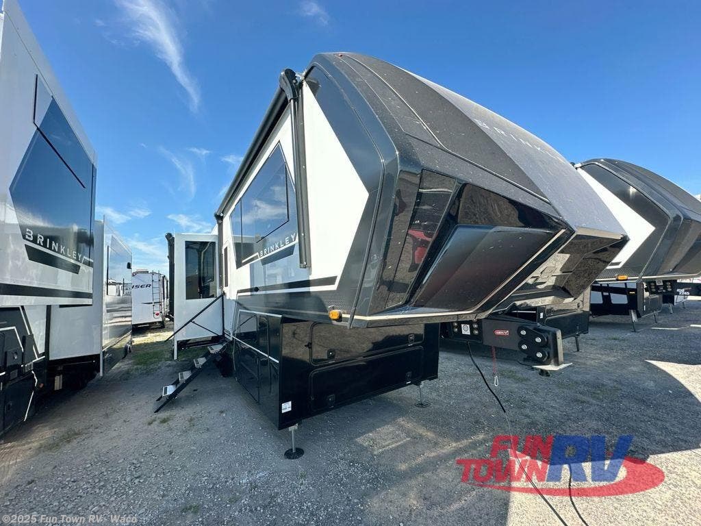 Email now about this 2026 Brinkley RV Model G 3250! New 2026 Brinkley RV Model G 3250 available in Hewitt, Texas