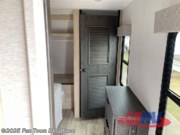 Contact us now about this 2025 CrossRoads Cruiser Aire 34BHS! 2025 Cruiser Aire 34BHS by CrossRoads from Fun Town RV - Waco in Hewitt, Texas