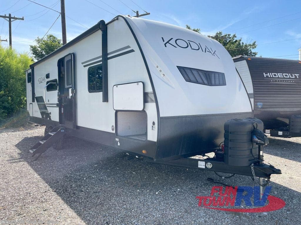 Email now about this 2022 Dutchmen Kodiak Ultra-Lite 296BHSL! Used 2022 Dutchmen Kodiak Ultra-Lite 296BHSL available in Hewitt, Texas