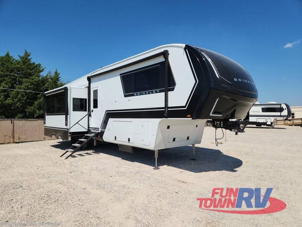 Email now about this 2026 Brinkley RV Model Z 3420! New 2026 Brinkley RV Model Z 3420 available in Hewitt, Texas