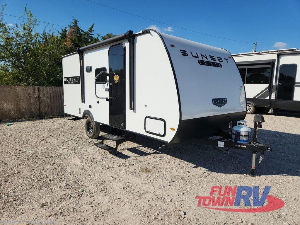 Email now about this 2026 CrossRoads Sunset Trail 17BHS! New 2026 CrossRoads Sunset Trail 17BHS available in Hewitt, Texas