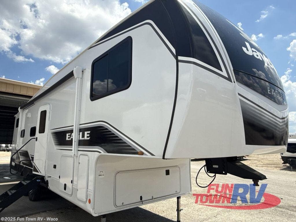 Email now about this 2025 Jayco Eagle HT 29DDB! Used 2025 Jayco Eagle HT 29DDB available in Hewitt, Texas