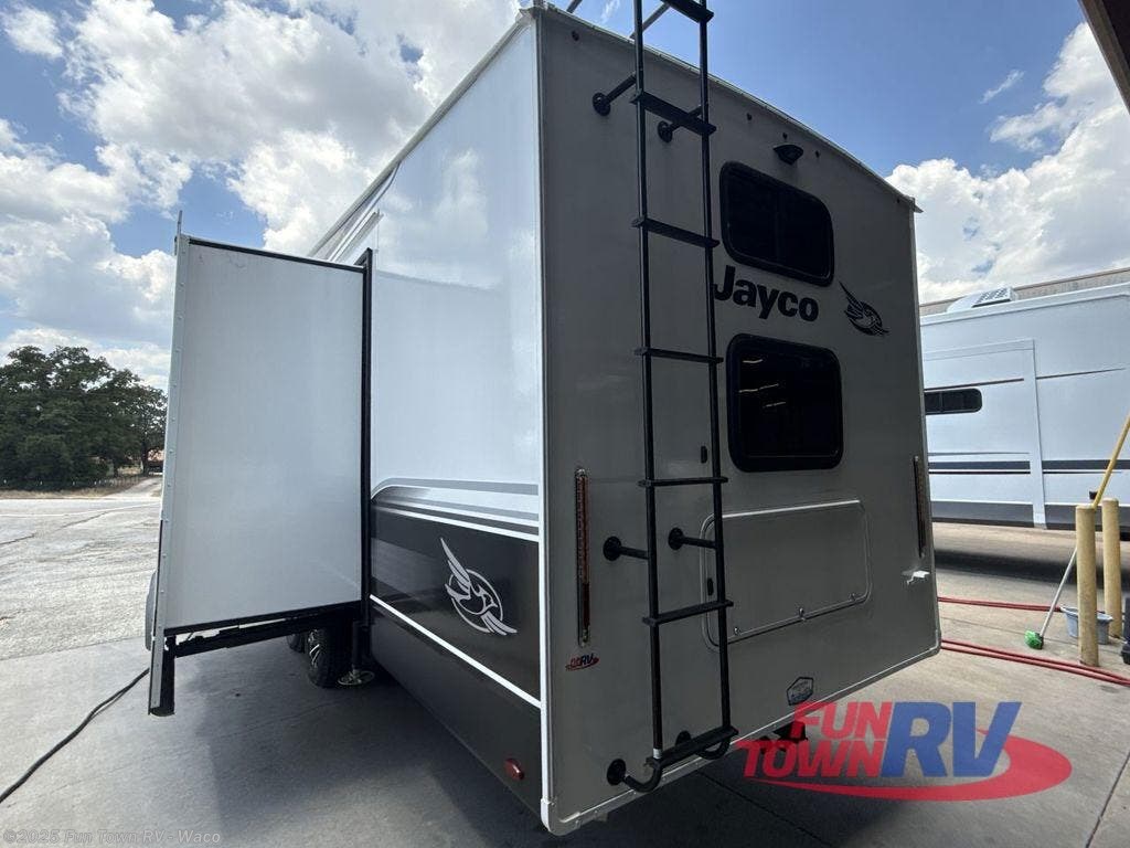 Used 2025 Jayco Eagle HT 29DDB available in Hewitt, Texas