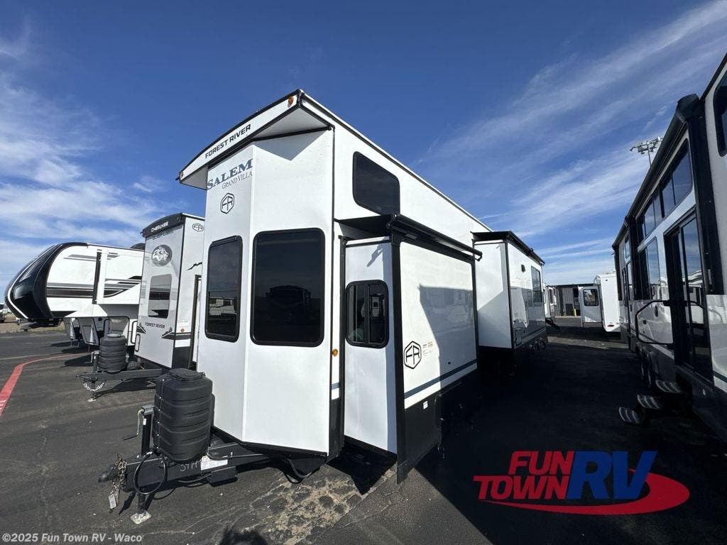 New 2026 Forest River Salem Grand Villa 42ZEN available in Hewitt, Texas