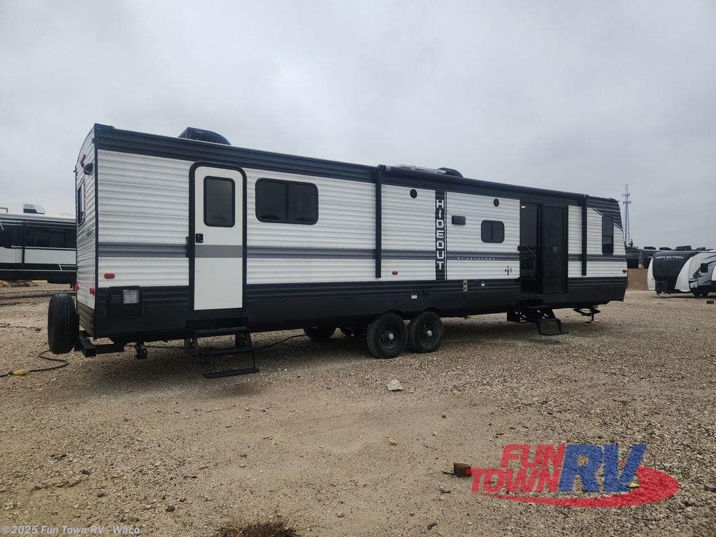 Used 2023 Keystone Hideout 38FDDS available in Hewitt, Texas