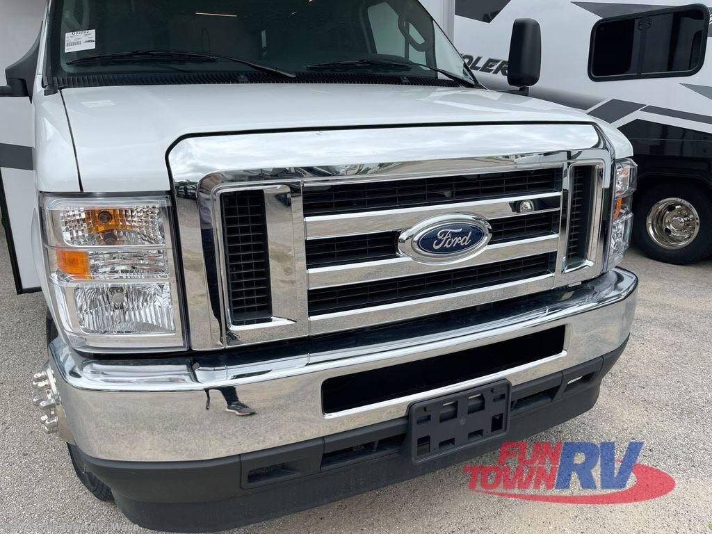 New 2025 Forest River Solera 32DSB available in Hewitt, Texas