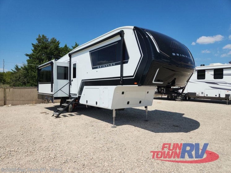 Email now about this 2026 Brinkley RV Model Z 3100! Used 2026 Brinkley RV Model Z 3100 available in Hewitt, Texas