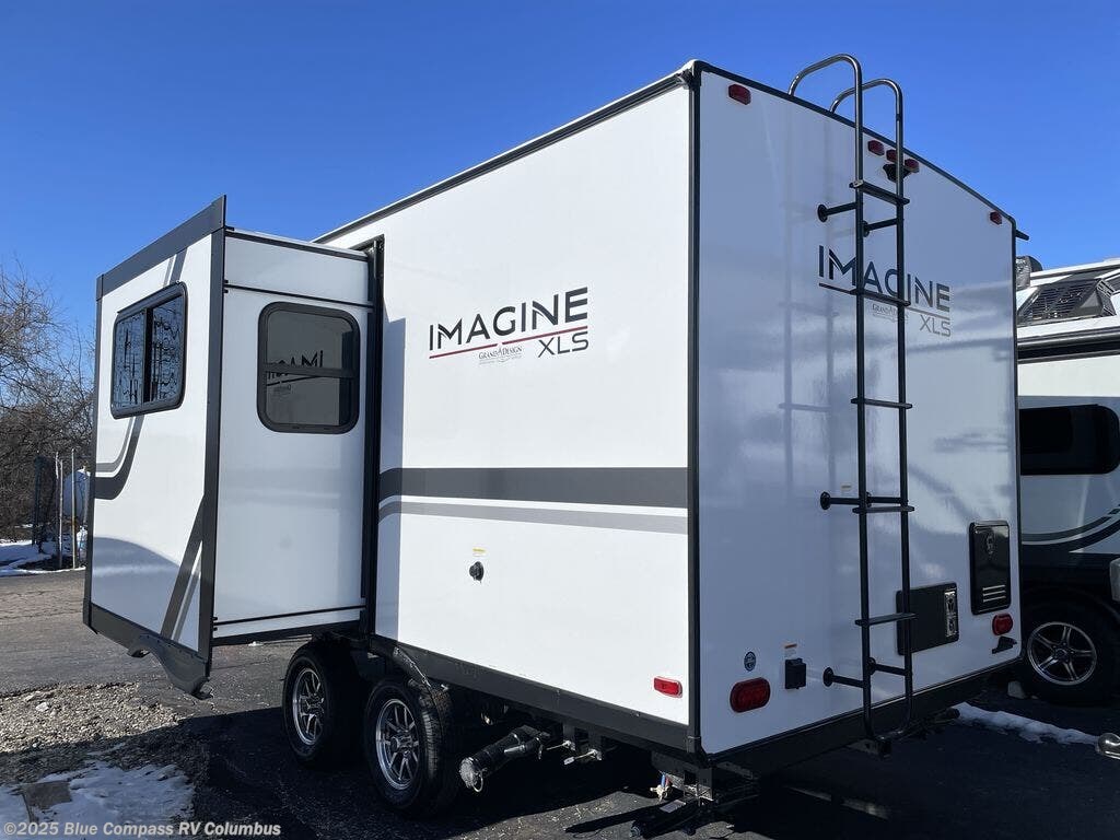 New 2025 Grand Design Imagine XLS 17MKE available in Delaware, Ohio