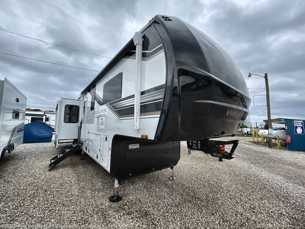 Call now about this 2025 Heartland Bighorn 38RE! 2025 Heartland Bighorn 38RE - New Fifth Wheel For Sale by Blue Compass RV Columbus in Delaware, Ohio
