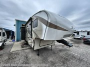 Contact us now about this 2016 Keystone Cougar X-Lite 27RDS! 2016 Cougar X-Lite 27RDS by Keystone from Blue Compass RV Columbus in Delaware, Ohio