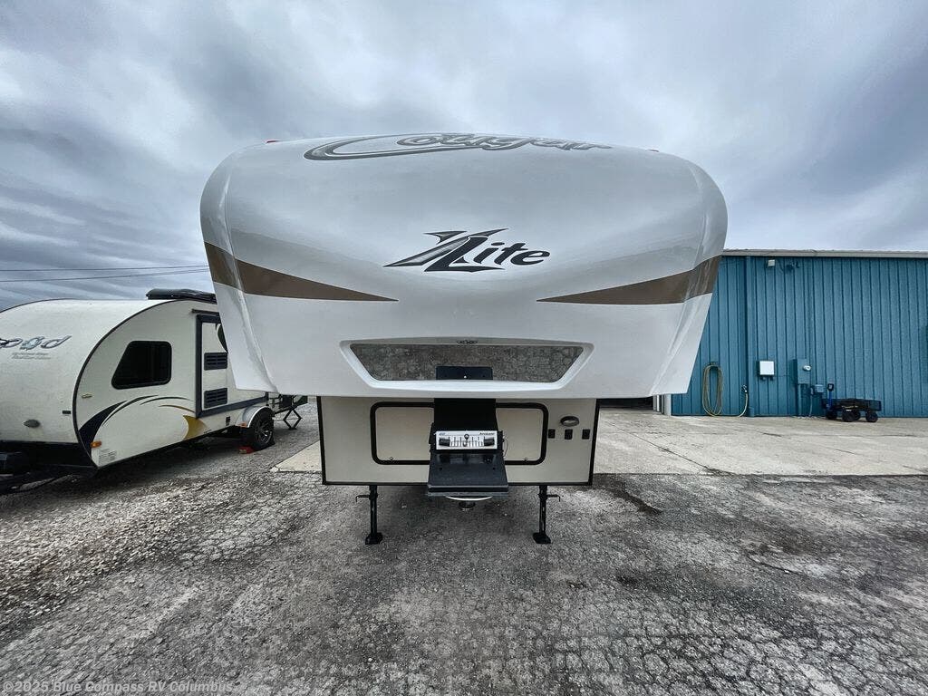 Used 2016 Keystone Cougar X-Lite 27RDS available in Delaware, Ohio