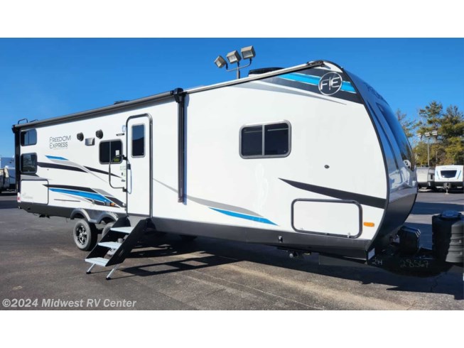 New 2024 Coachmen Freedom Express 294BHDS available in St Louis, Missouri