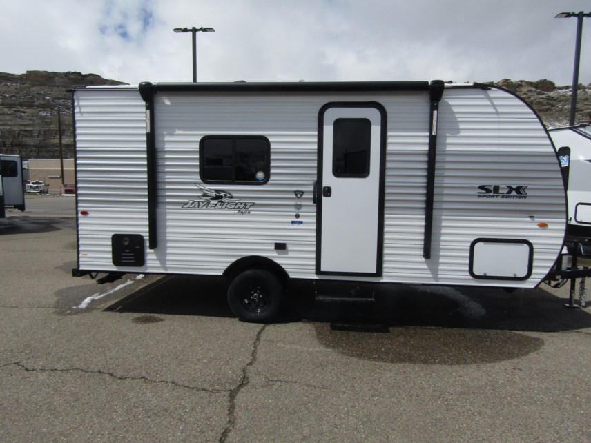 New 2025 Jayco Jay Flight SLX 170FQW Sport Edition available in Rock Springs, Wyoming