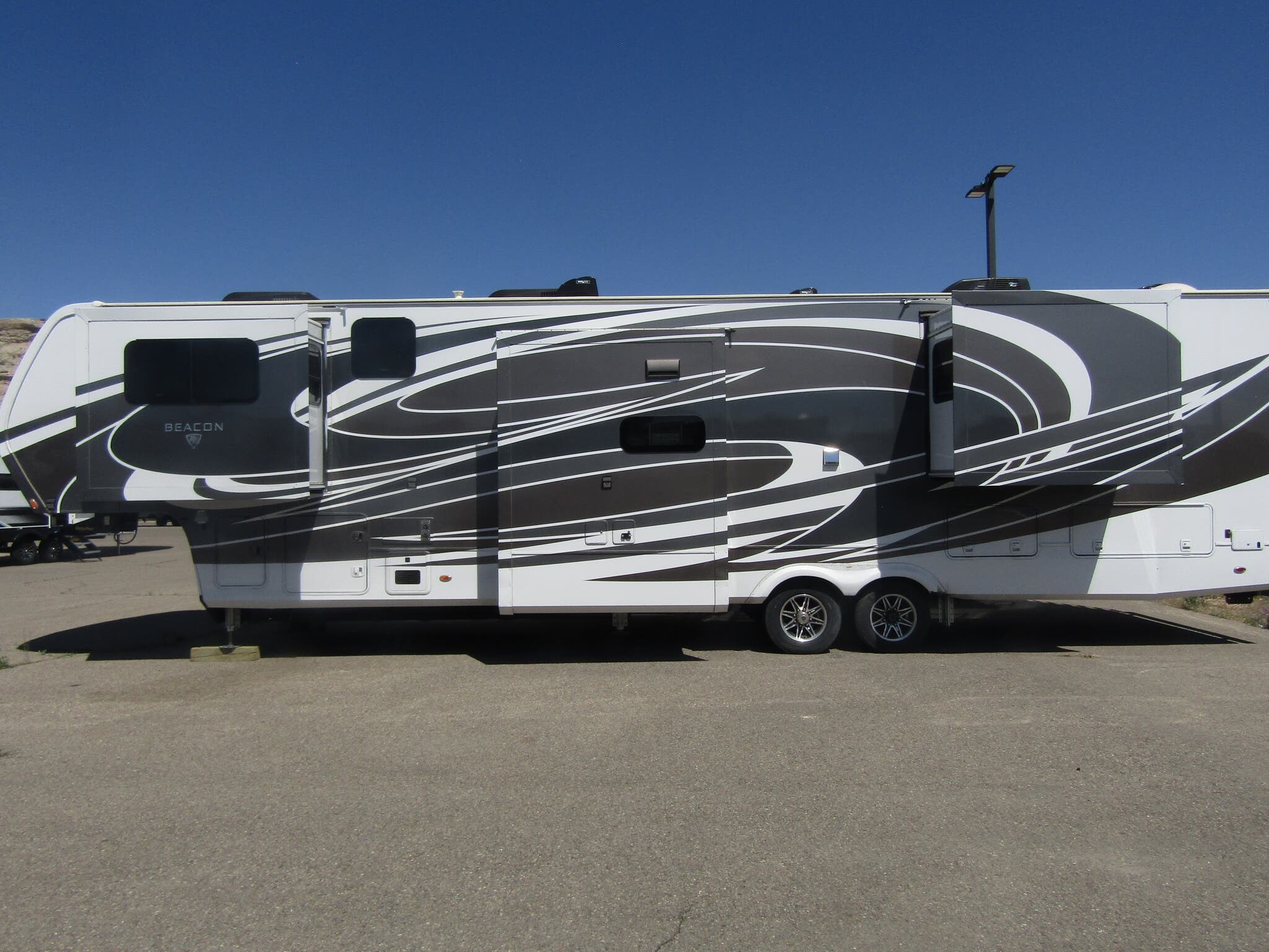 Used 2021 Vanleigh Beacon 41FLB available in Rock Springs, Wyoming