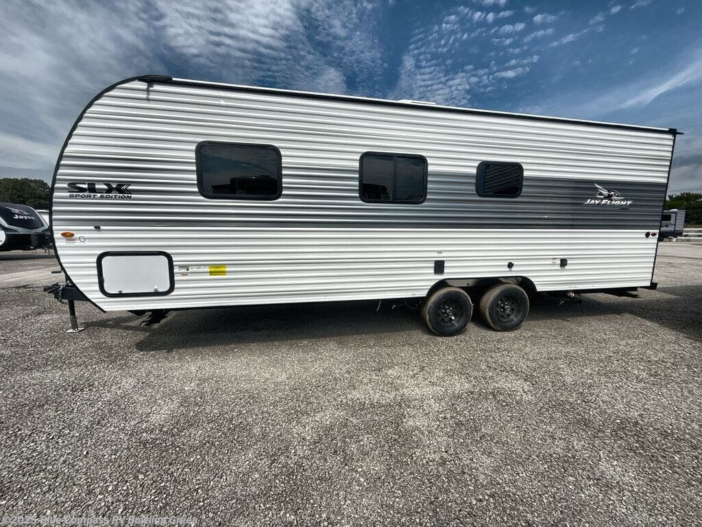 Contact us now about this 2026 Jayco Jay Flight SLX 250BH! 2026 Jay Flight SLX 250BH by Jayco from Blue Compass RV Bowling Green in Bowling Green, Kentucky
