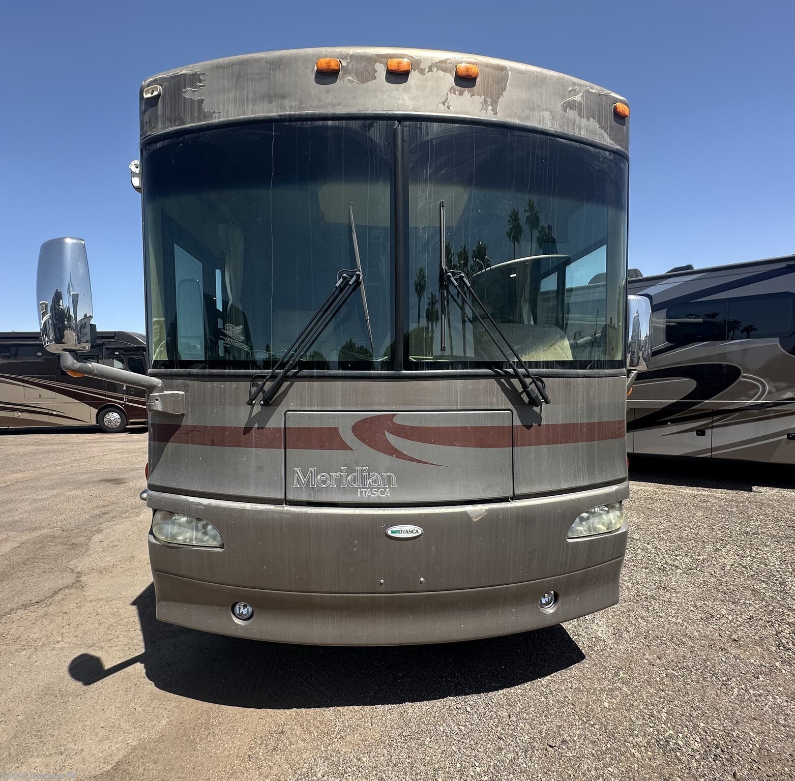 Call now about this 2007 Itasca Meridian 34H! 2007 Itasca Meridian 34H - Used Diesel Pusher For Sale by Cassones RV in Mesa, Arizona features Leveling Jacks, Backup Monitor, TV, Air Conditioning, Hitch