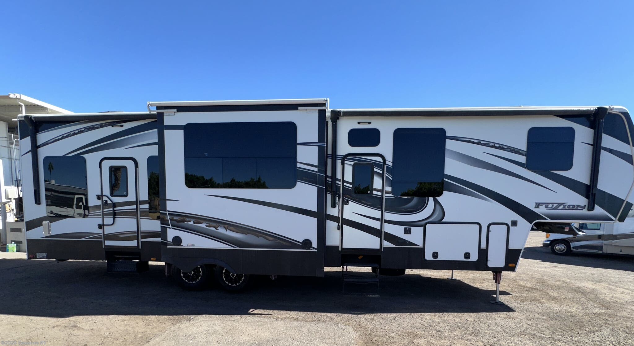 Email now about this 2014 Keystone Fuzion M-371! Used 2014 Keystone Fuzion M-371 available in Mesa, Arizona
