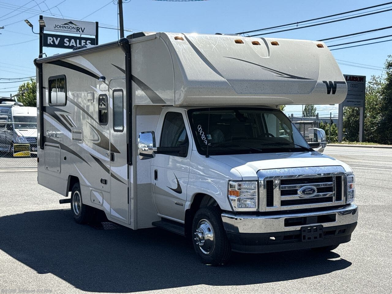 Contact us now about this 2026 Winnebago Minnie Winnie 22R! 2026 Minnie Winnie 22R by Winnebago from Johnson RV Fife in Fife, Washington