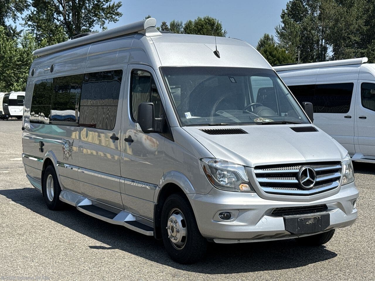 Contact us now about this 2019 Winnebago Era 70B! 2019 Era 70B by Winnebago from Johnson RV Fife in Fife, Washington