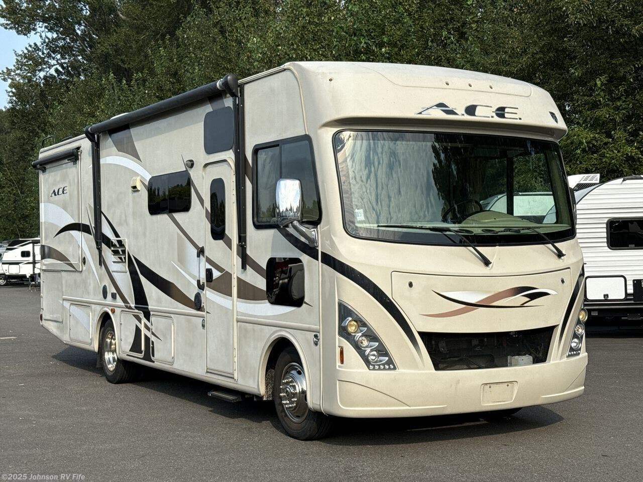 Contact us now about this 2016 Thor Motor Coach A.C.E. 30.1! 2016 A.C.E. 30.1 by Thor Motor Coach from Johnson RV Fife in Fife, Washington