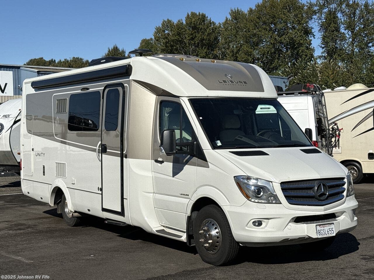Contact us now about this 2018 Leisure Travel Unity U24MB! 2018 Unity U24MB by Leisure Travel from Johnson RV Fife in Fife, Washington