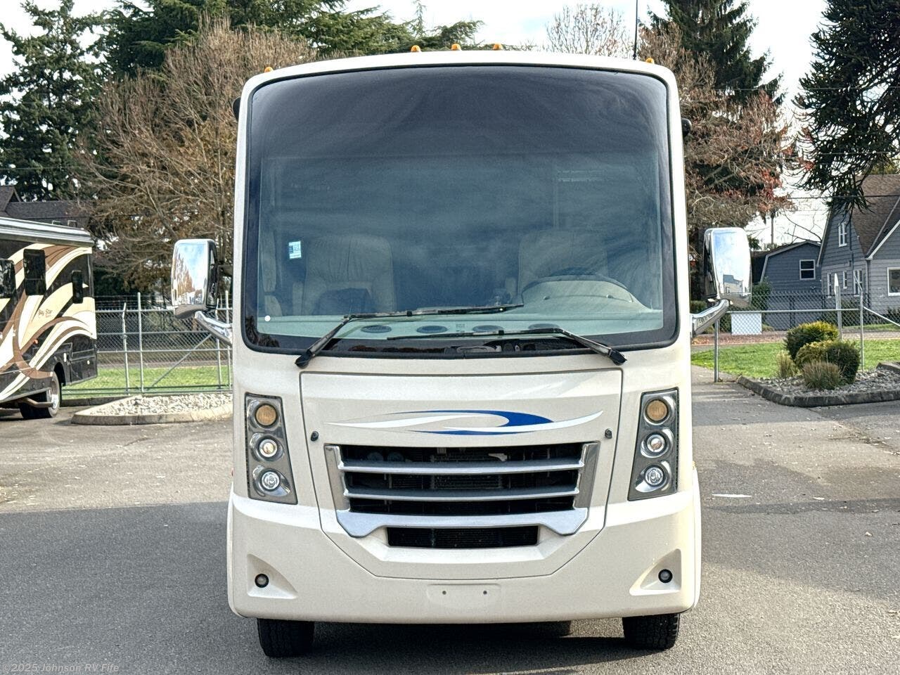 Contact us now about this 2014 Thor Motor Coach Vegas 24.2! 2014 Vegas 24.2 by Thor Motor Coach from Johnson RV Fife in Fife, Washington