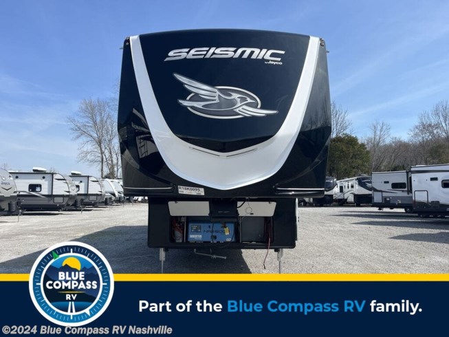 New 2024 Jayco Seismic 359 available in Lebanon, Tennessee