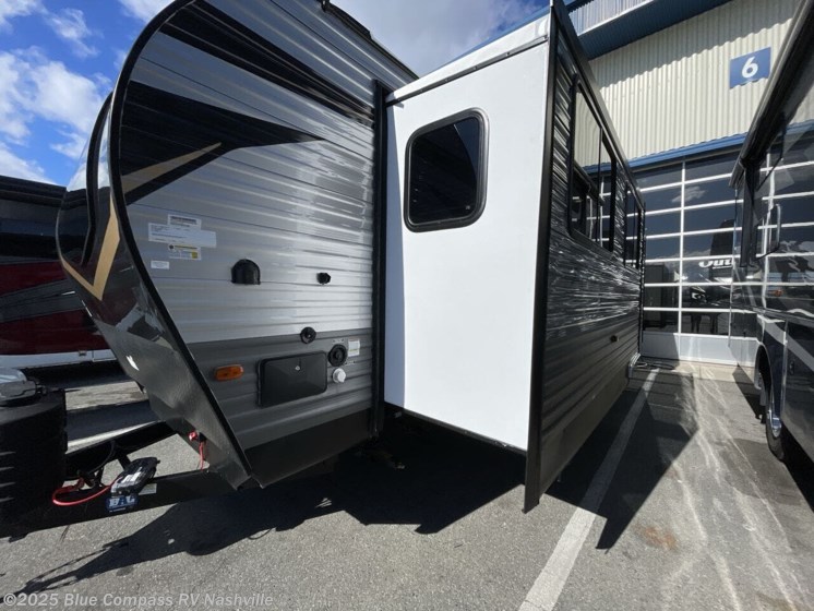 Email now about this 2024 Forest River Aurora 26FKDS! New 2024 Forest River Aurora 26FKDS available in Lebanon, Tennessee