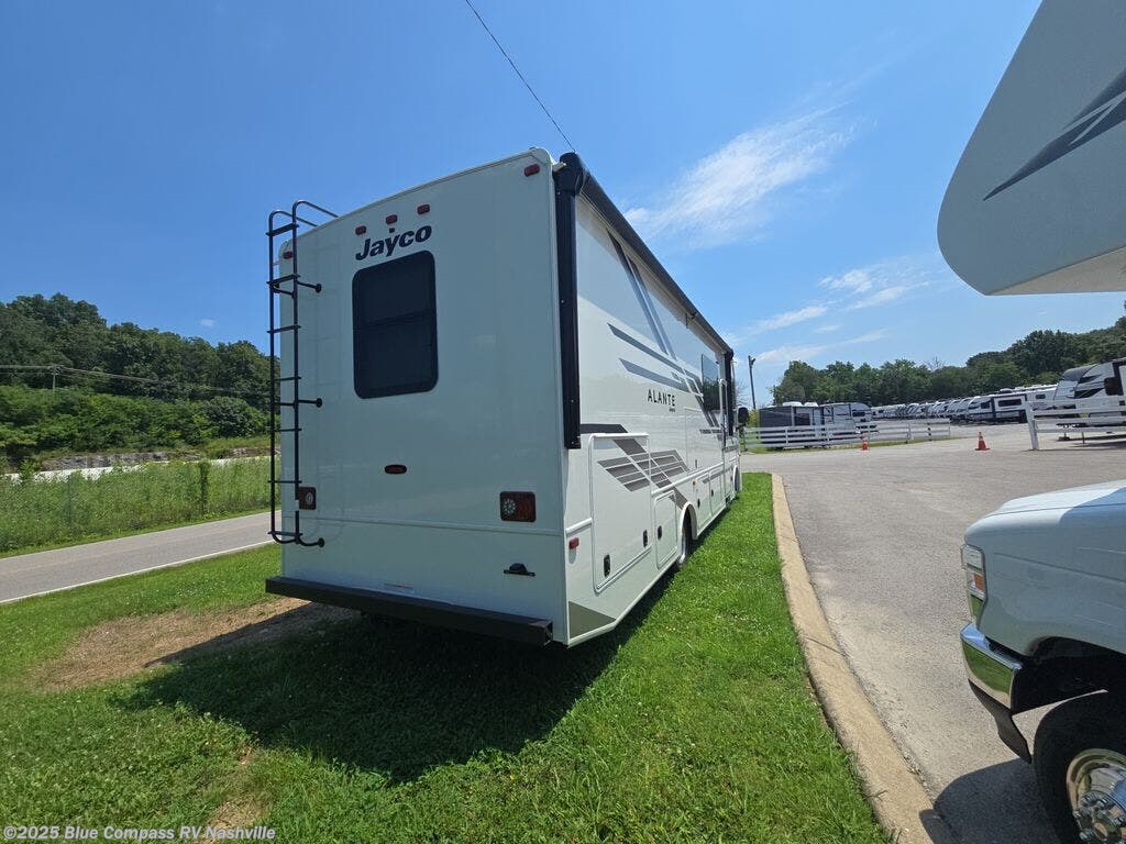 Call now about this 2026 Jayco Alante 29S! 2026 Jayco Alante 29S - New Class A For Sale by Blue Compass RV Nashville in Lebanon, Tennessee