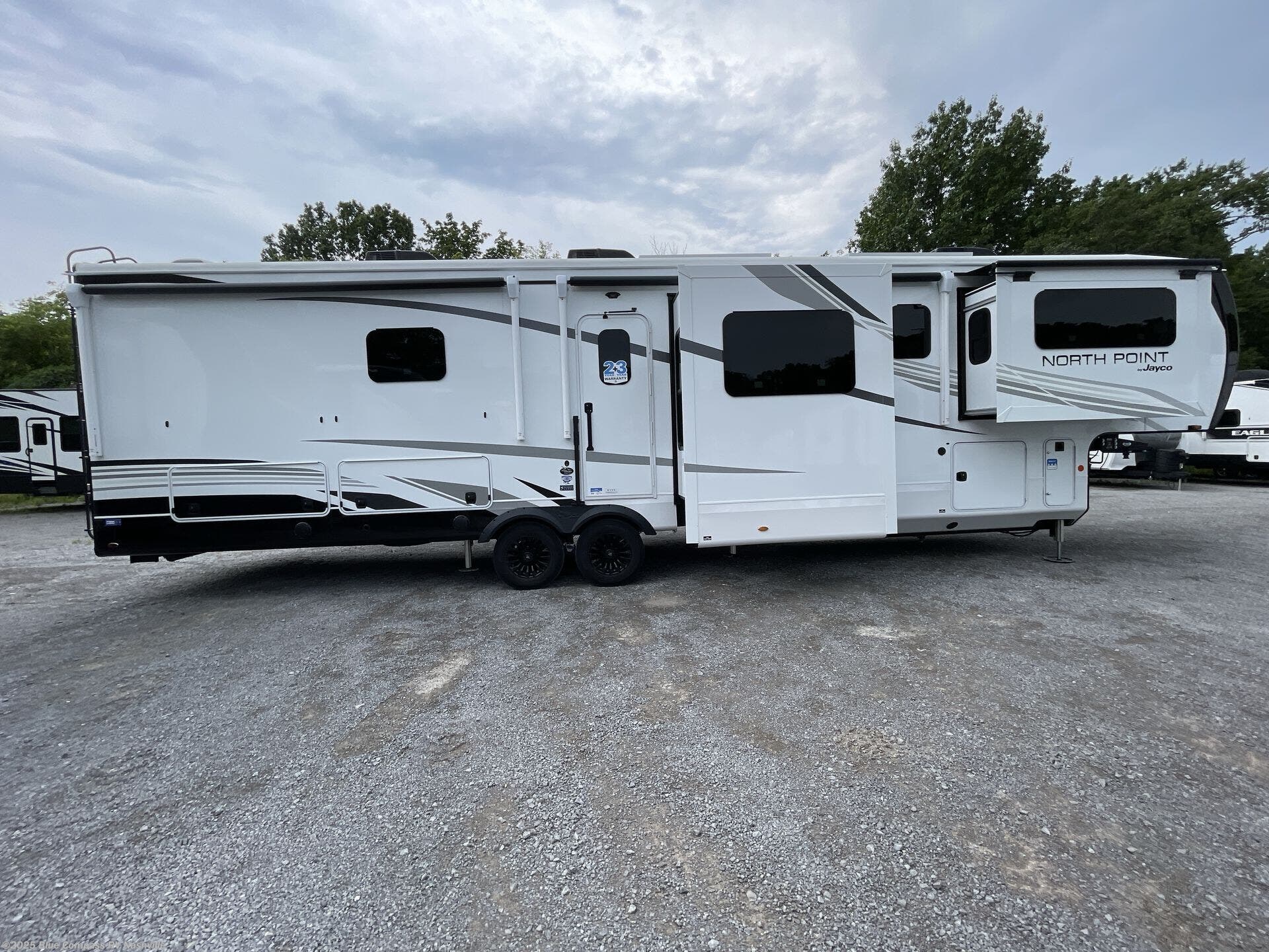 New 2026 Jayco North Point 382FLRB available in Lebanon, Tennessee
