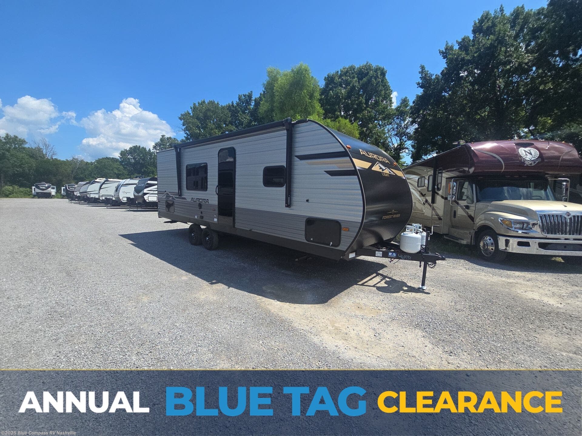 Email now about this 2026 Forest River Aurora Light 26BH! New 2026 Forest River Aurora Light 26BH available in Lebanon, Tennessee