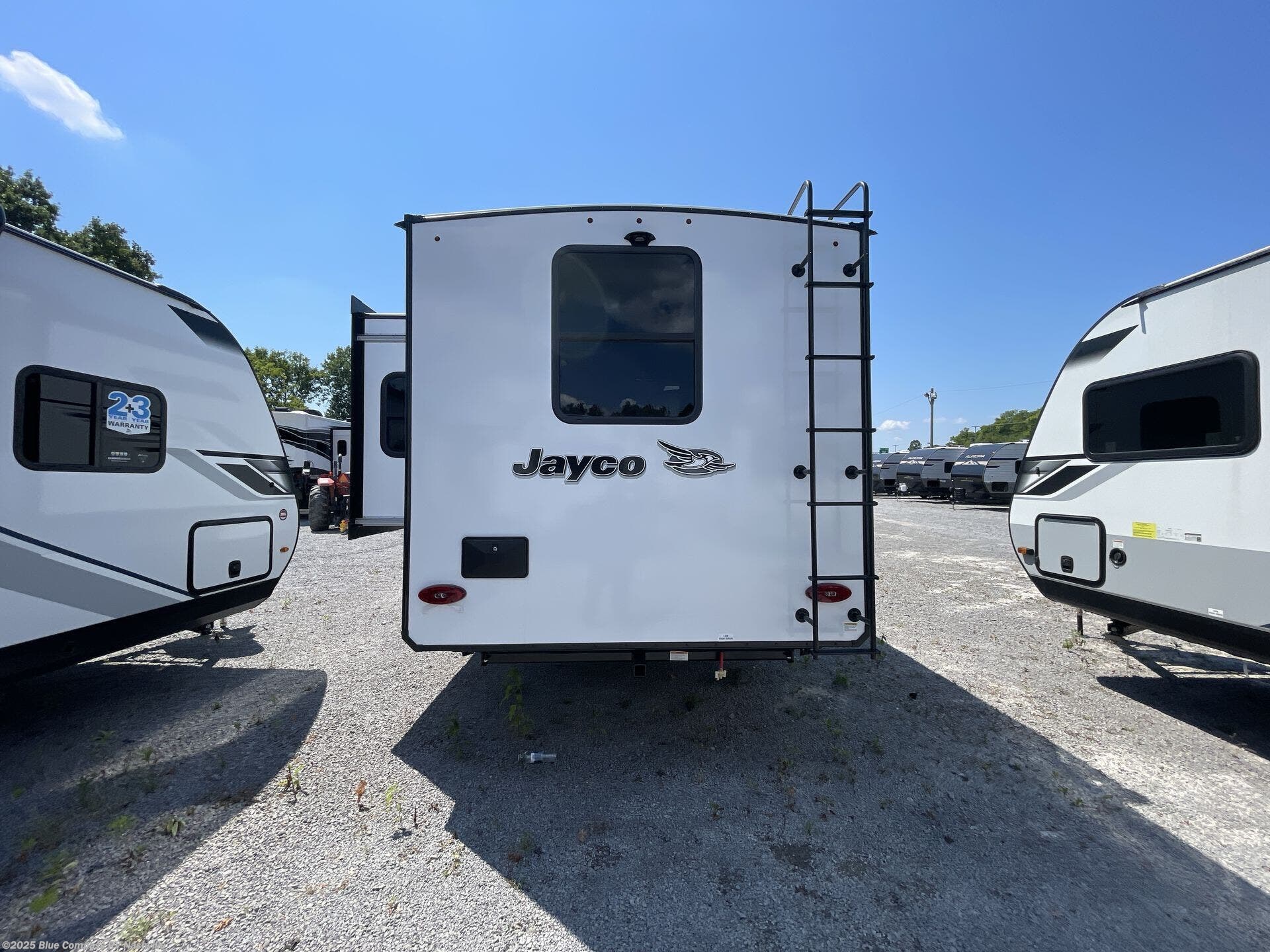 Contact us now about this 2026 Jayco Jay Feather 26FK! 2026 Jay Feather 26FK by Jayco from Blue Compass RV Nashville in Lebanon, Tennessee