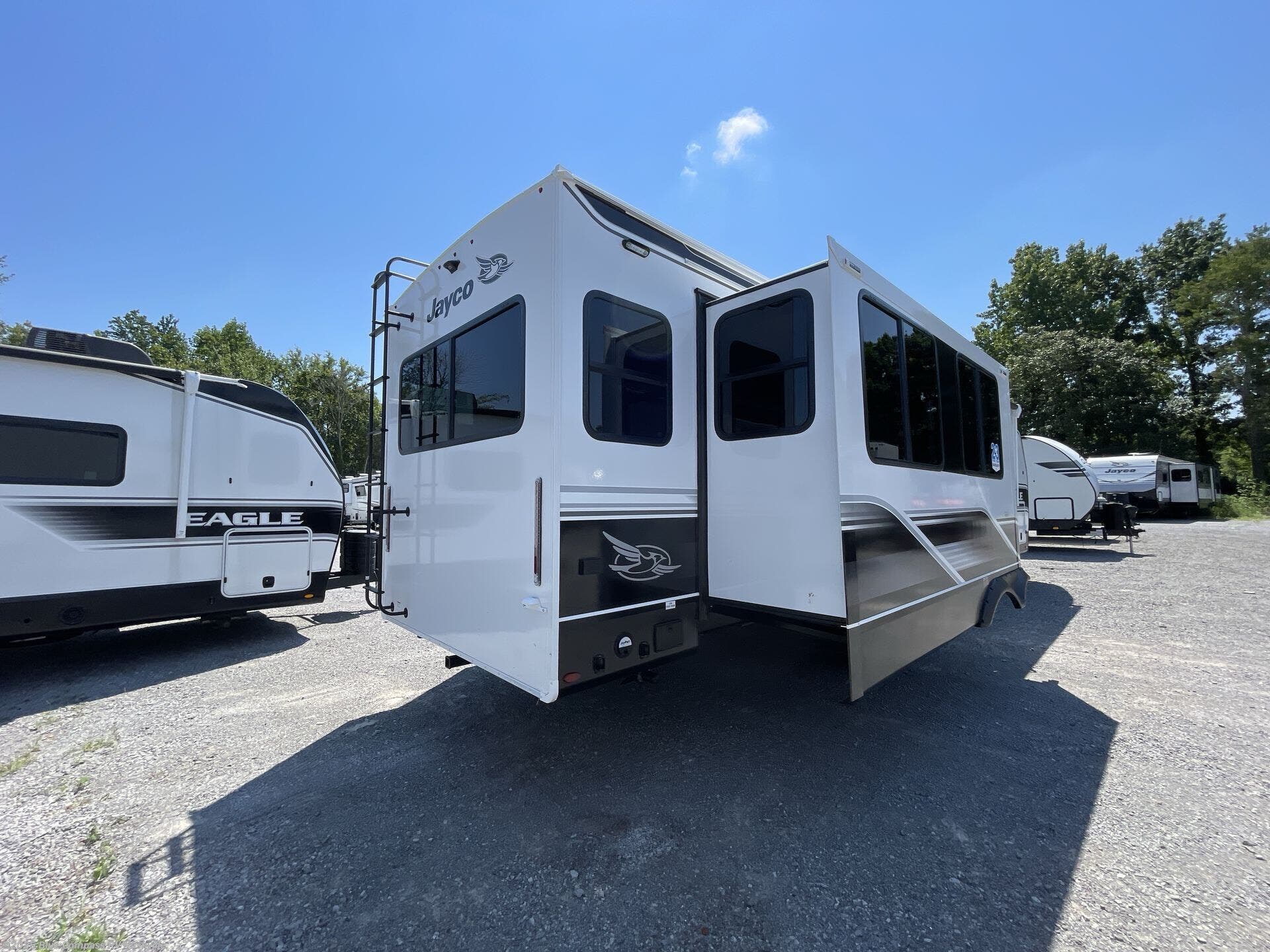 New 2026 Jayco Eagle HT 294CKBS available in Lebanon, Tennessee
