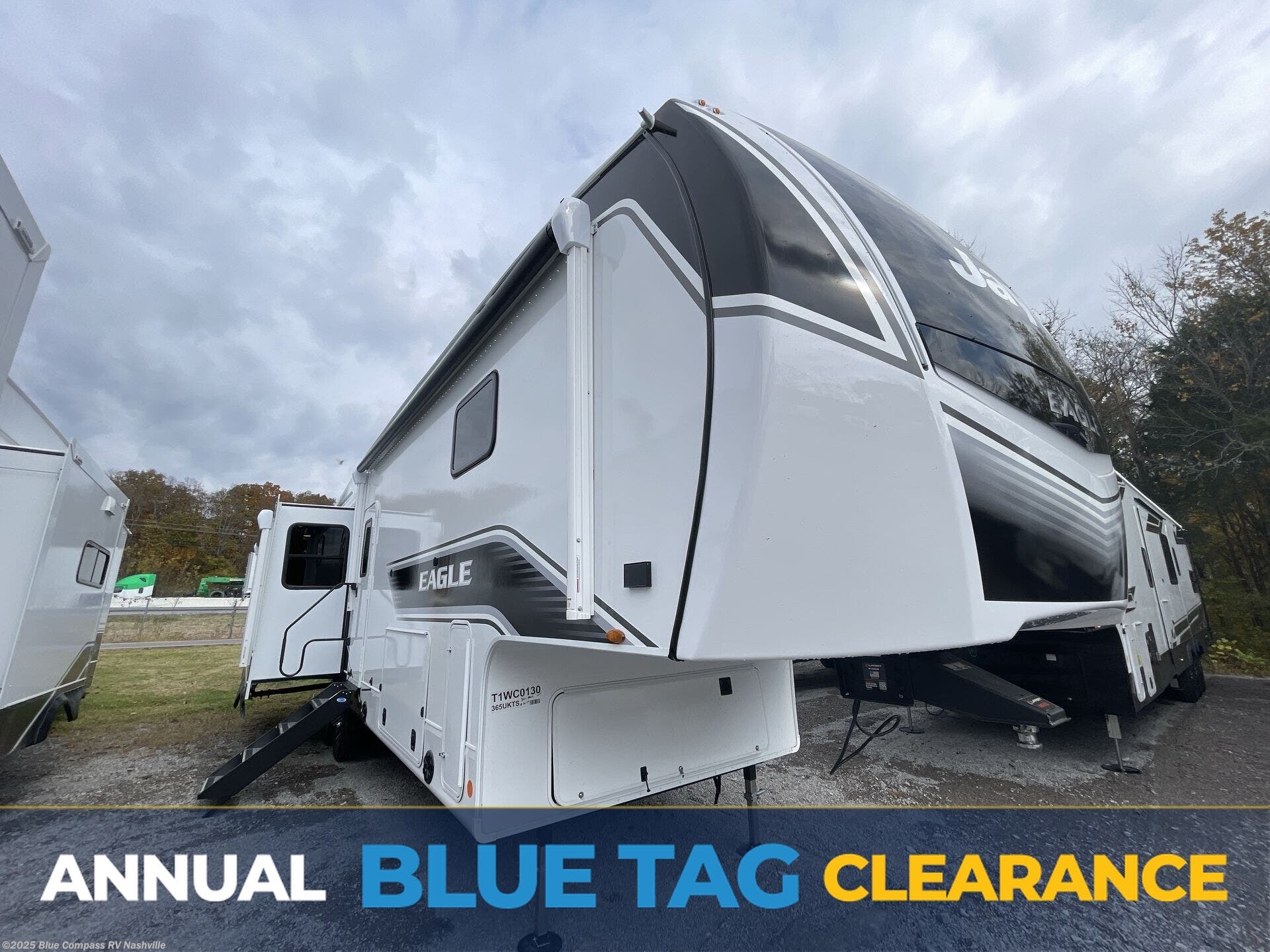 Email now about this 2026 Jayco Eagle 365UKTS! New 2026 Jayco Eagle 365UKTS available in Lebanon, Tennessee